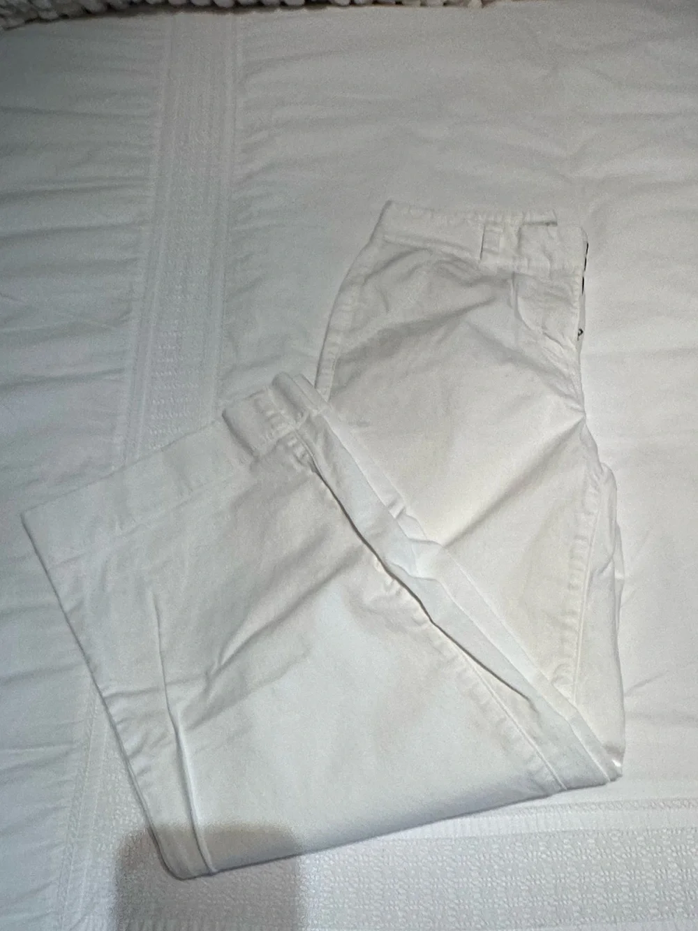 Vineyard Vines White Chinos with Beige Lining